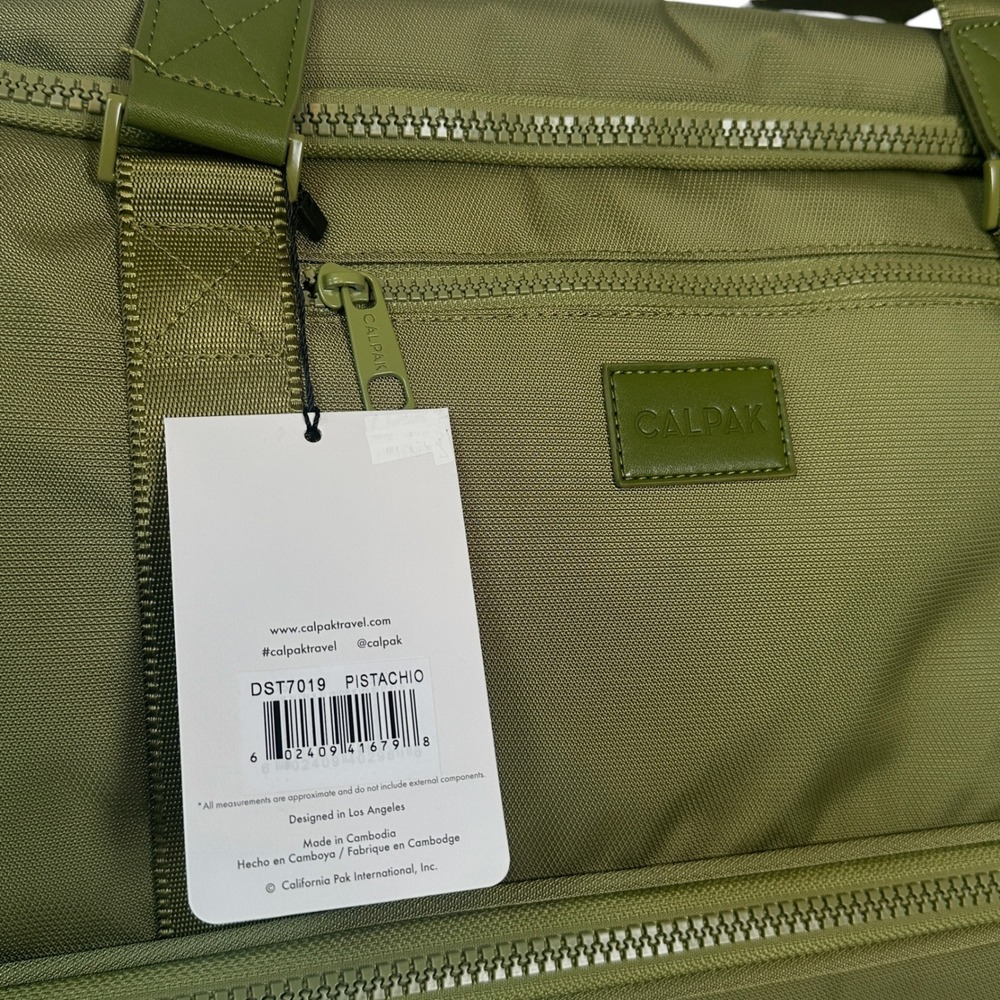 CALPAK Stevyn Duffel Bag Pistachio Green Polyester Weekend Travel Gym Bag NWT - Picture 6 of 14